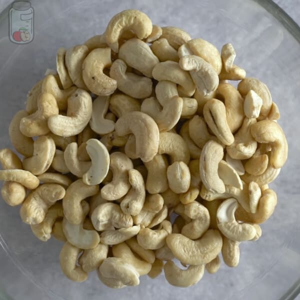 Store Cashew Nuts